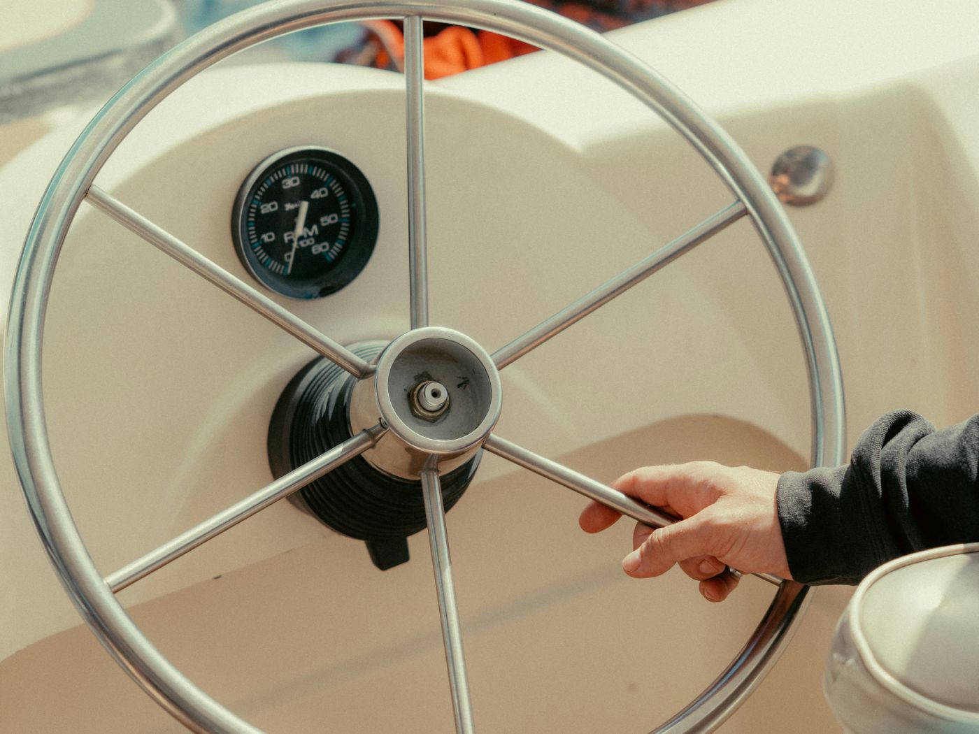 Marine steering wheel grip materials and tactile comparison