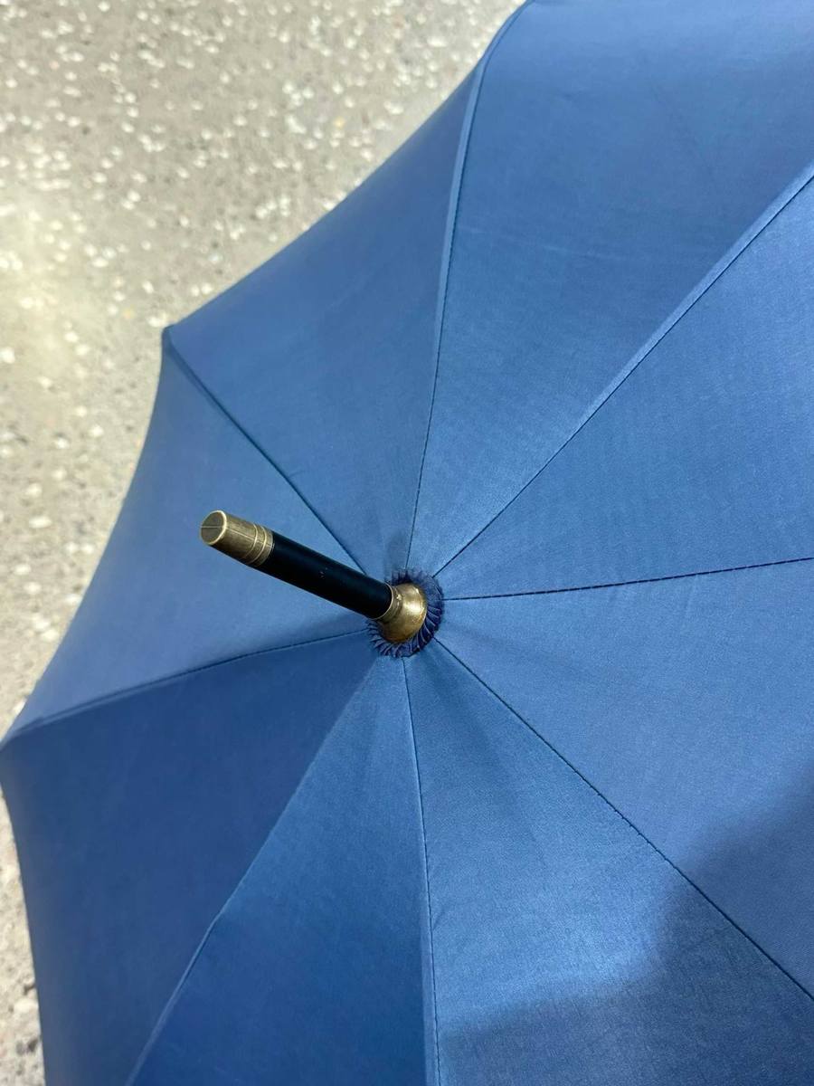 Close view of the canopy top and panel seams on the USTC umbrella